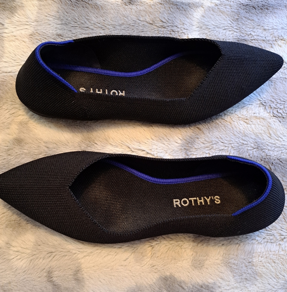 Rothy's Classic The Point Black Solid Flat Shoe    Size 10